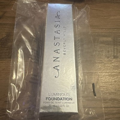 Anastasia Beverly Hills Luminous Foundation 550W - NIB 1.0 oz